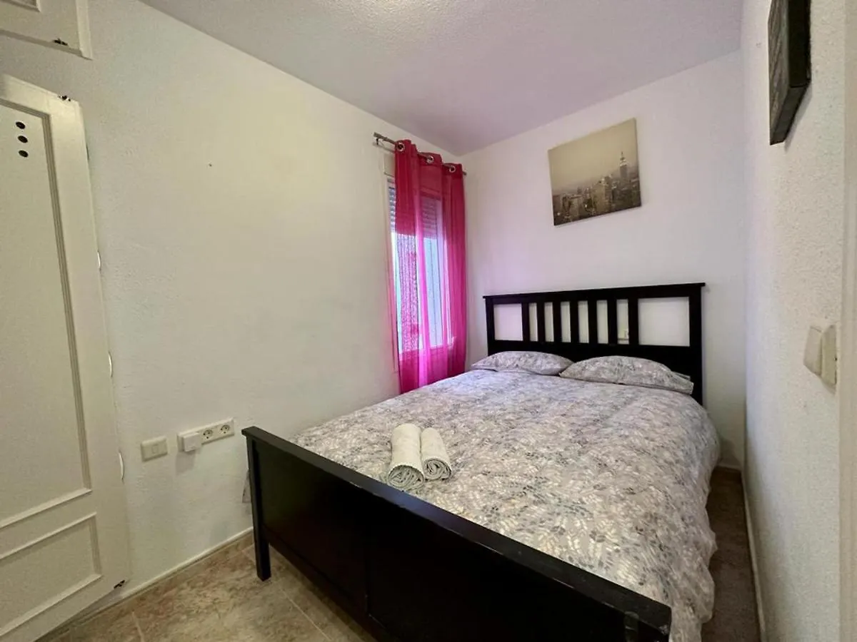 Charming 3-Bed Apartment In Fuengirola