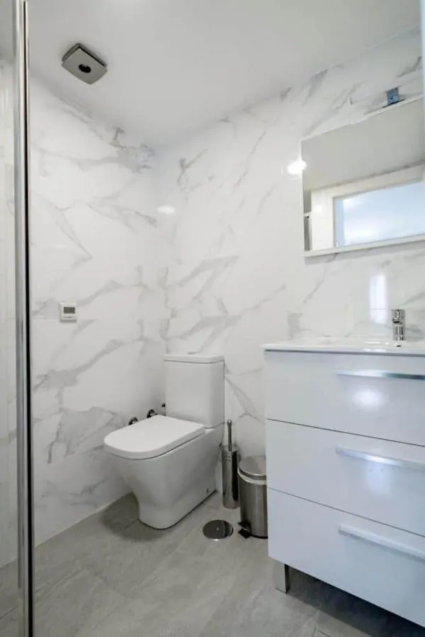 Charming 3-Bed Apartment In Fuengirola