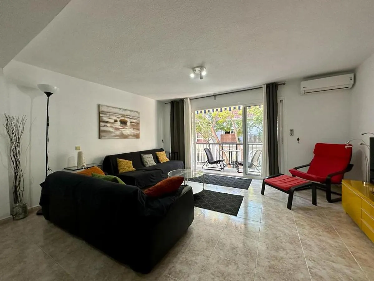 Charming 3-Bed Apartment In Fuengirola Spain