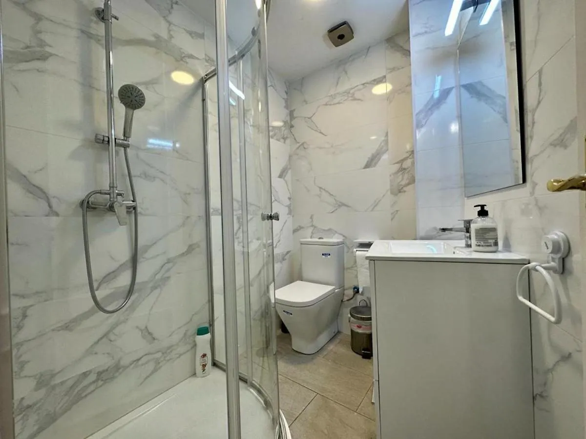Charming 3-Bed Apartment In Fuengirola